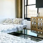 Angel City 1 Bedroom Apartment